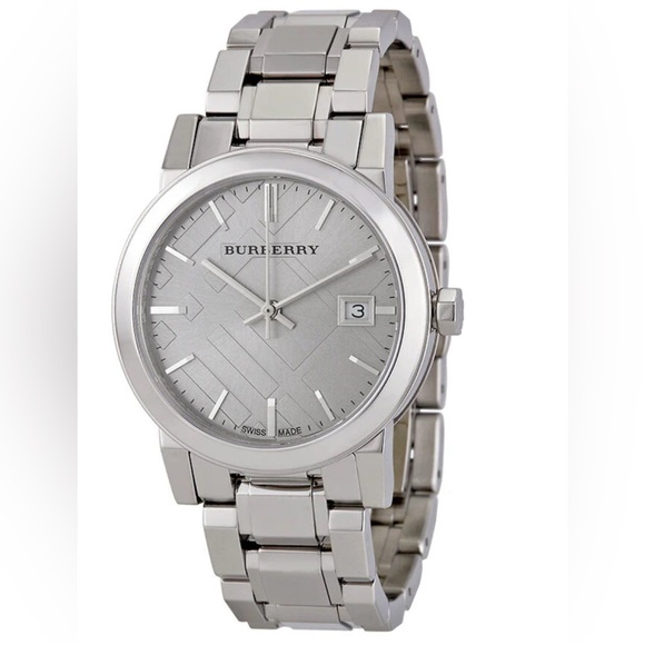 BURBERRY SILVER WACHT WOMEN ——BRAND NEW FOR SALE - Picture 2 of 8